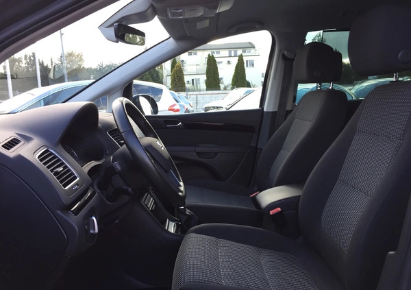 Seat Alhambra cena 124968 przebieg: 21000, rok produkcji 2020 z Brzeziny małe 211